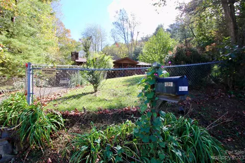 2872 Hyder Mountain Rd, Clyde, NC 28721 photo 15