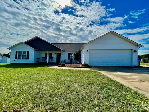 3027 Brody Ln, Maiden, NC 28650