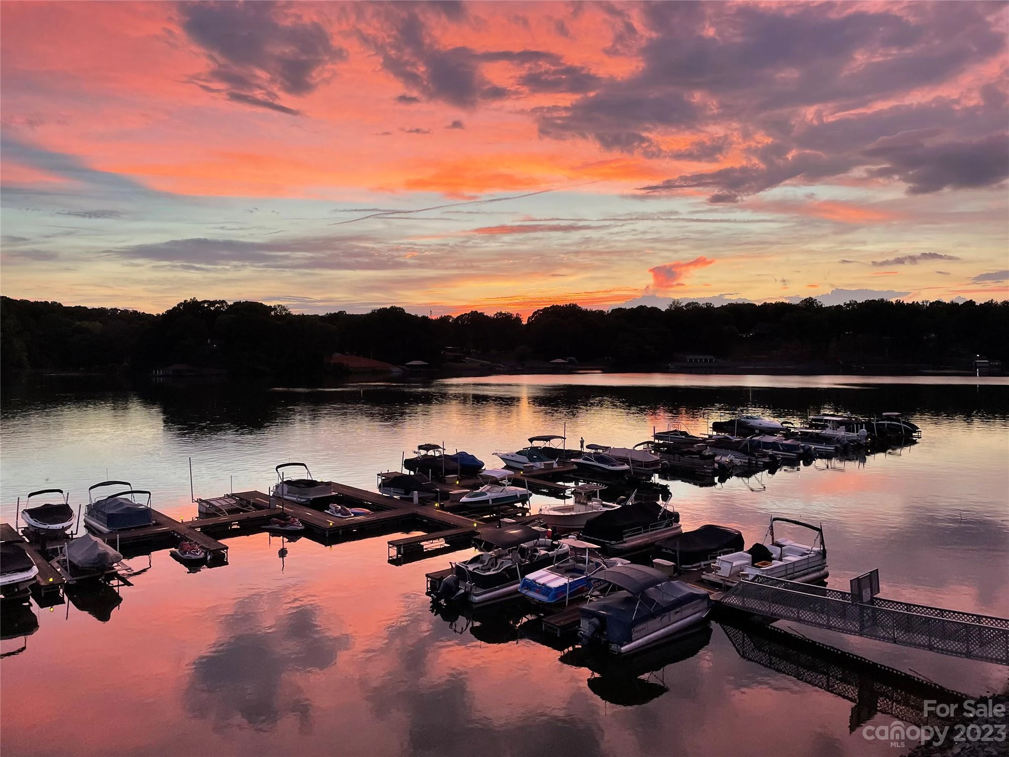 7324 Lakefront 4 Dr Unit 4  