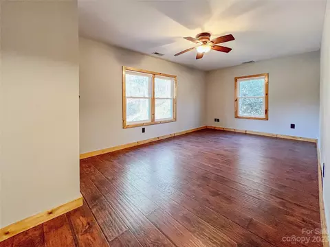 110 Pine St, Tryon, NC 28782 photo 13