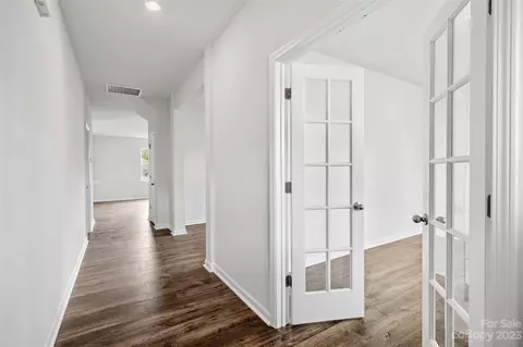 75 Lance Forest Rd, Fletcher, NC 28732 photo 4