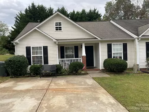 1352 Pampas Cir, Rock Hill, SC 29732
