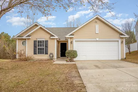 6828 Thistle Down Dr, Harrisburg, NC 28075