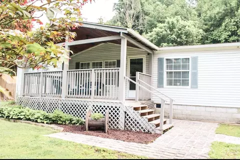 101 Allman Rd, Sylva, NC 28779