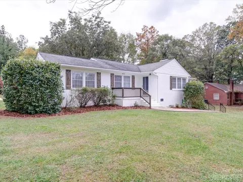48400 Pfeiffer Pl, Misenheimer, NC 28109