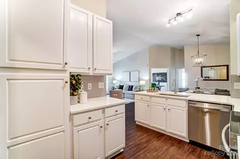 17049 Doe Valley Ct, Cornelius, NC 28031 photo 7