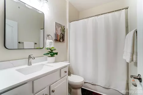 17049 Doe Valley Ct, Cornelius, NC 28031 photo 31