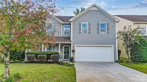 1060 Regal Manor Ln, Fort Mill, SC 29715