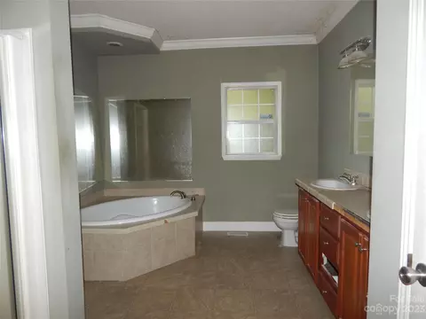 343 Vision Rd, Canton, NC 28716 photo 10