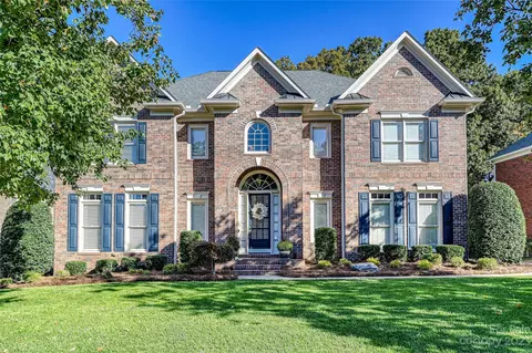 14015 Lissadell Cir, Charlotte, NC 28277