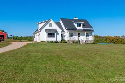 1125 Mountain Lake Dr, Cleveland, NC 27013