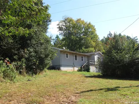 1200 Crescent Woods Rd, Morganton, NC 28655