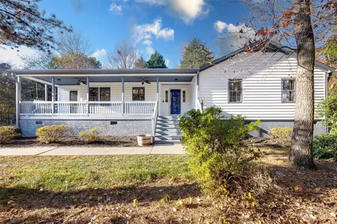 14001 Springwater Dr, Matthews, NC 28105