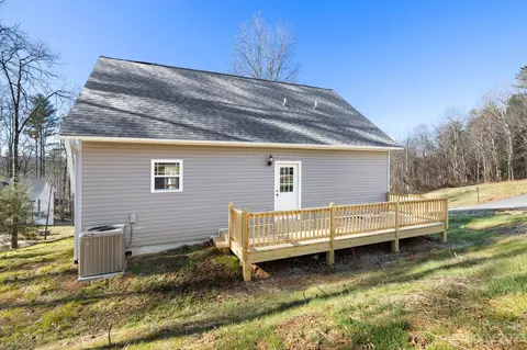 202 Fall Leaves Dr, Fairview, NC 28730 photo 26