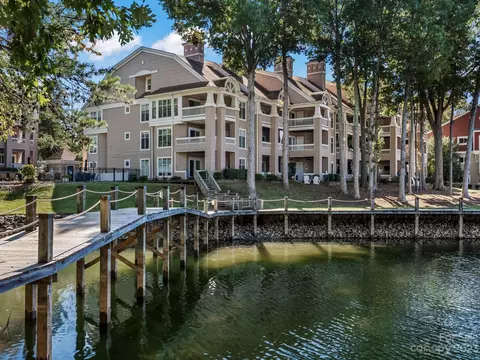 709 Southwest Dr, Davidson, NC 28036