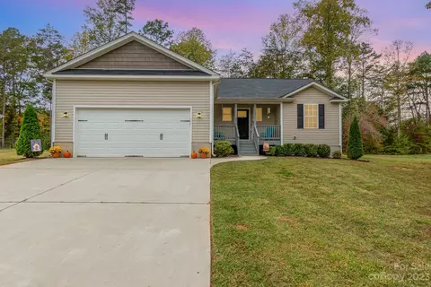 4699 Leepers St, Iron Station, NC 28080
