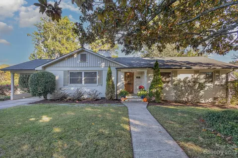1201 Barkley Rd, Charlotte, NC 28209
