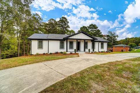 405 Fielding Rd, Charlotte, NC 28214