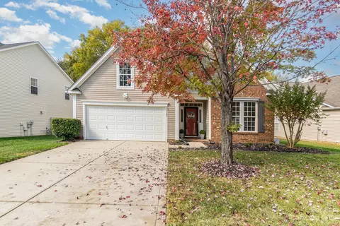 9726 Waltham Ct, Charlotte, NC 28269