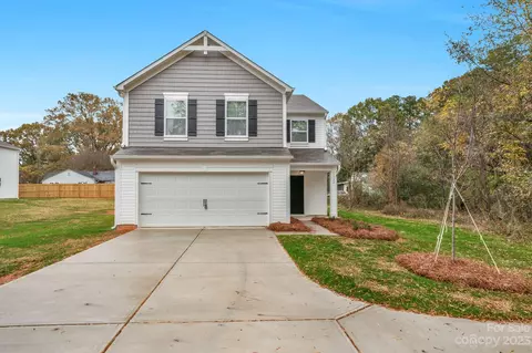 1132 Young St, Mooresville, NC 28115