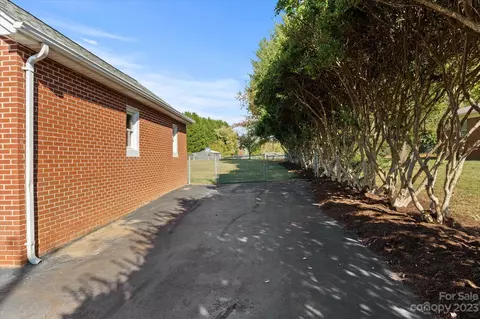 4273 Springs Rd, Conover, NC 28613 photo 34