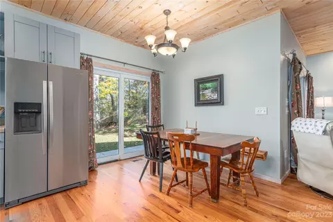 205 Dennis Dr, Clyde, NC 28721 photo 8