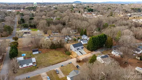 1392 15th Ne Ave NE, Hickory, NC 28601 photo 42