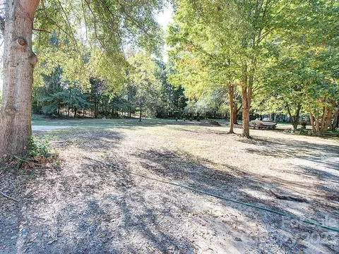 2369 Cabe Rd, Clover, SC 29710 photo 25