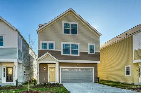 9030 Henry Thoreau Rd, Charlotte, NC 28214