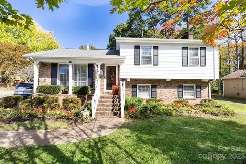 6017 Amity Pl, Charlotte, NC 28212