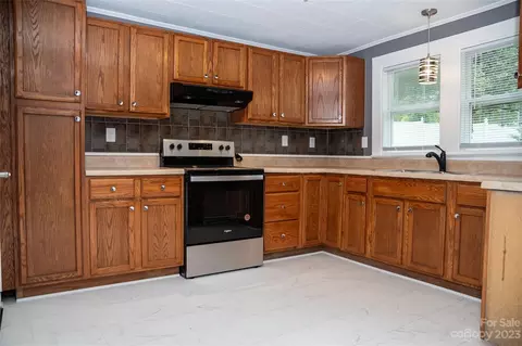 363 Summers Rd, Morganton, NC 28655 photo 3