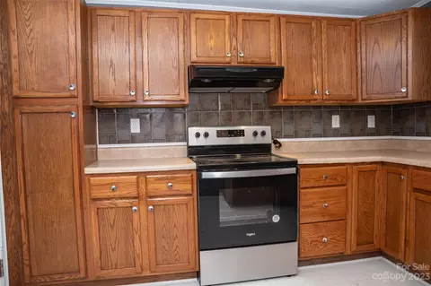 363 Summers Rd, Morganton, NC 28655 photo 5