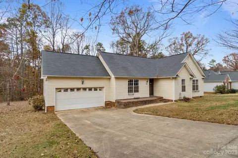 801 Manor Dr, Kings Mountain, NC 28086