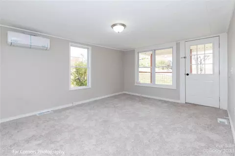 85 2nd St, Canton, NC 28716 photo 7