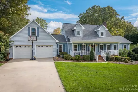 2077 E Winds Ave, Morganton, NC 28655 photo 1