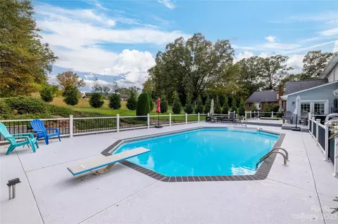 2077 E Winds Ave, Morganton, NC 28655 photo 23