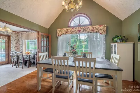 2077 E Winds Ave, Morganton, NC 28655 photo 9