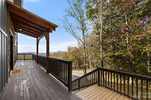 107 Spruce Hollow Rd, Beech Mountain, NC 28604 photo 5