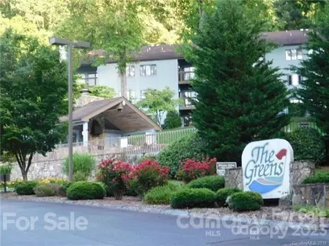 87 Willow Rd, Waynesville, NC 28786