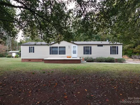 130 Smyrna Ln, Mooresville, NC 28115