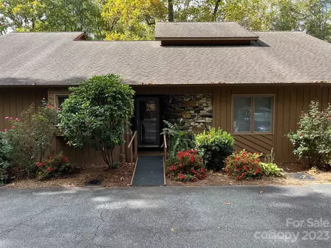 1776 12th Ne St NE, Hickory, NC 28601