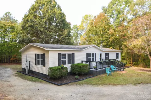 1087 Flint Ridge Rd, Heath Springs, SC 29058