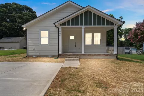 422 E Cemetary St, Salisbury, NC 28144