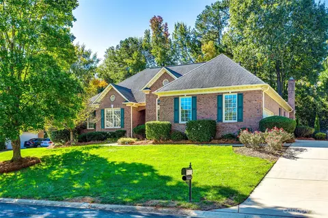 11532 Stonebriar Dr, Charlotte, NC 28277