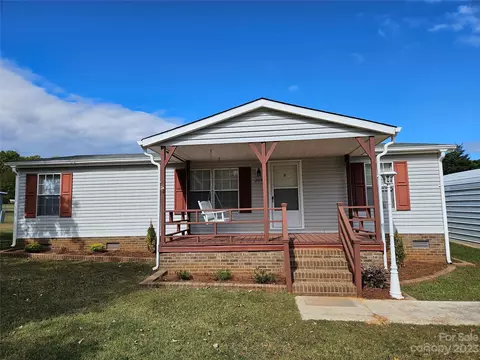 209 Flat Rock Dr, Lincolnton, NC 28092