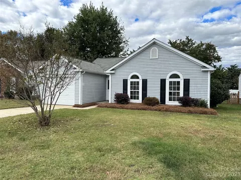 3249 Hawick Commons Dr, Concord, NC 28027