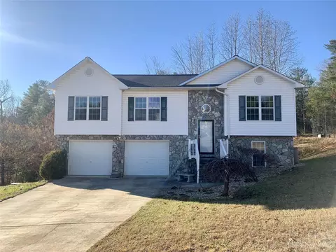 1129 Allman Ridge Rd, Morganton, NC 28655