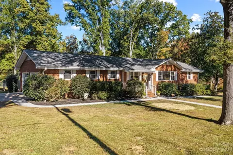 643 Hyde Park Ne Dr NE, Concord, NC 28025