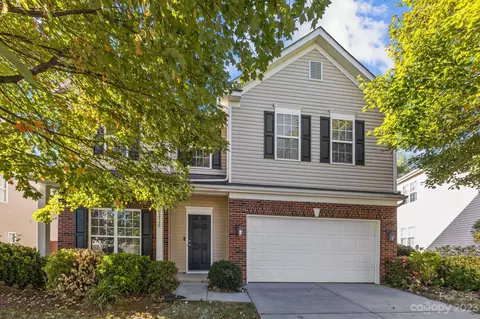 10232 Dominion Village Dr, Charlotte, NC 28269