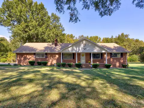 10811 John Russell Rd, Charlotte, NC 28213